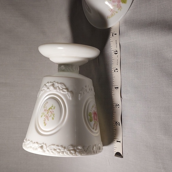 Vintage Fenton Milk Glass Hand Painted Candy Dish With Lid Signed Frieda Hubbard - Picture 6 of 9